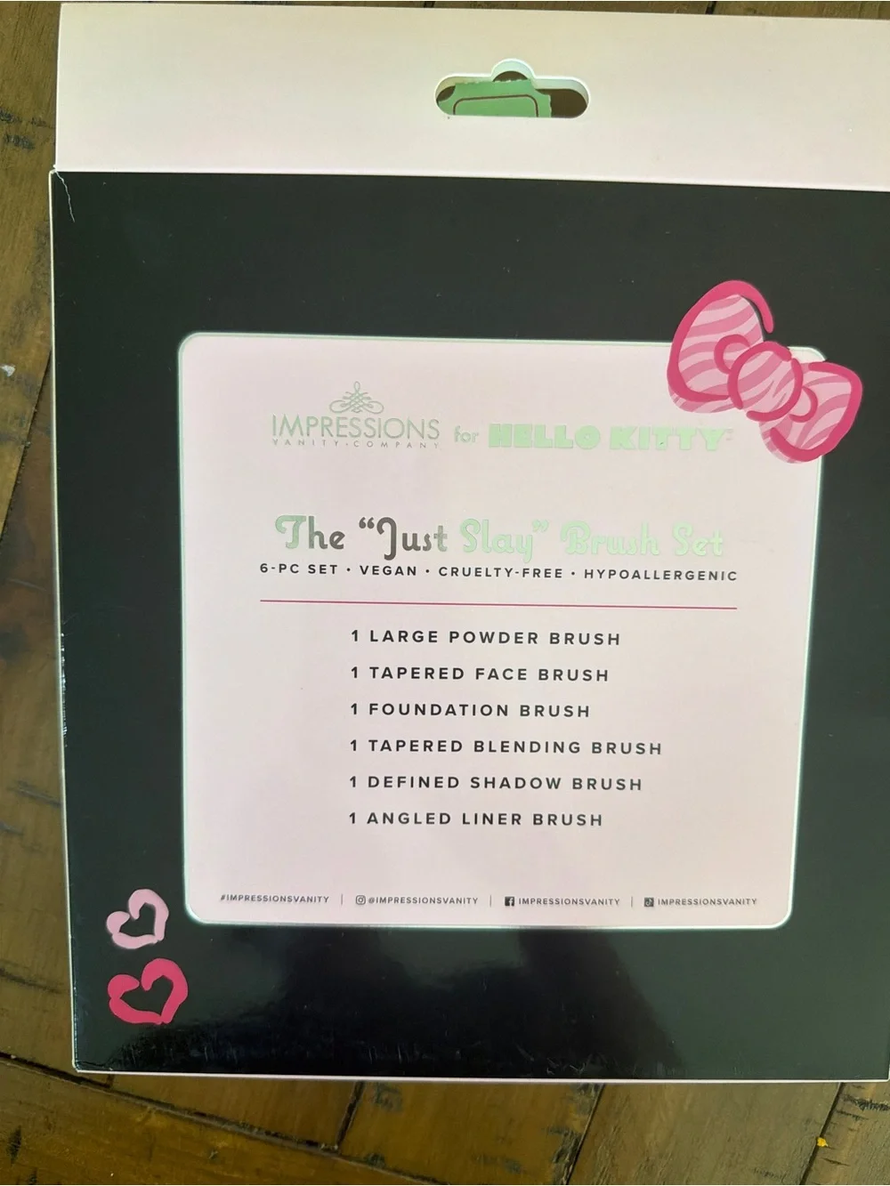 Hello Kitty Pink and White Makeup Brush Set Packaging